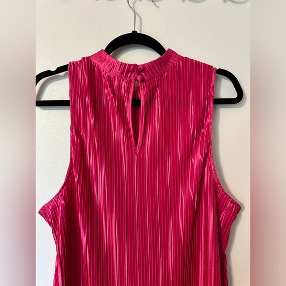 Forever 21+ Hot Pink Pisse Pleated Mock Neck Sleeveless Midi A-line Dress 2X - Picture 9 of 12